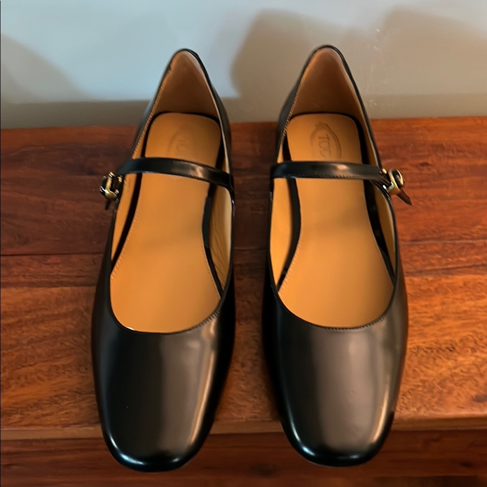 Black Mary Jane Flats